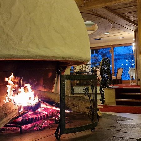 Das Kronen Hotel Seefeld no Tirol Exterior foto
