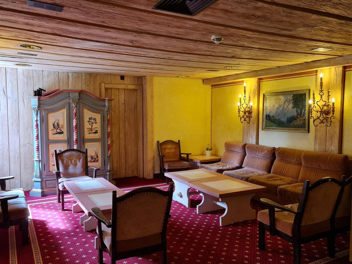 Das Kronen Hotel Seefeld no Tirol Exterior foto