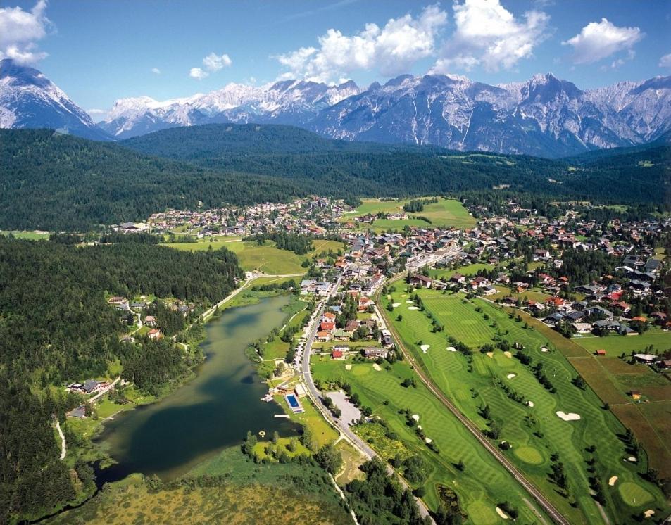 Das Kronen Hotel Seefeld no Tirol Exterior foto