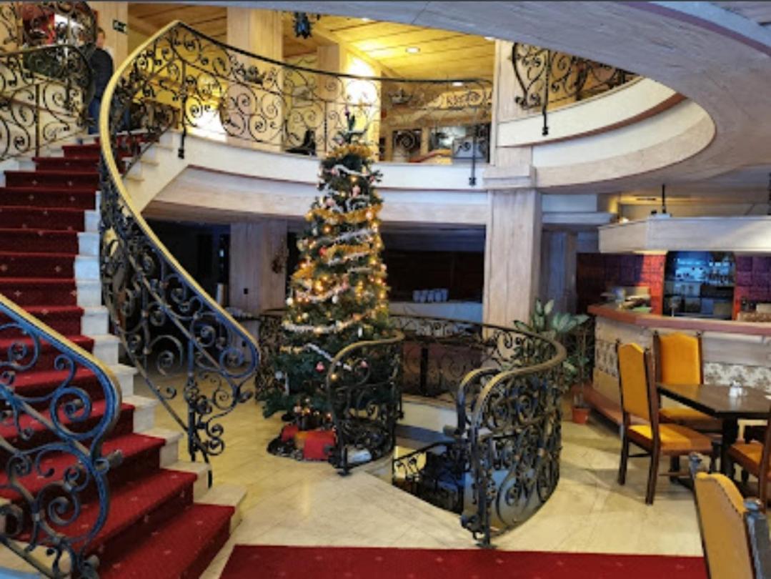 Das Kronen Hotel Seefeld no Tirol Exterior foto
